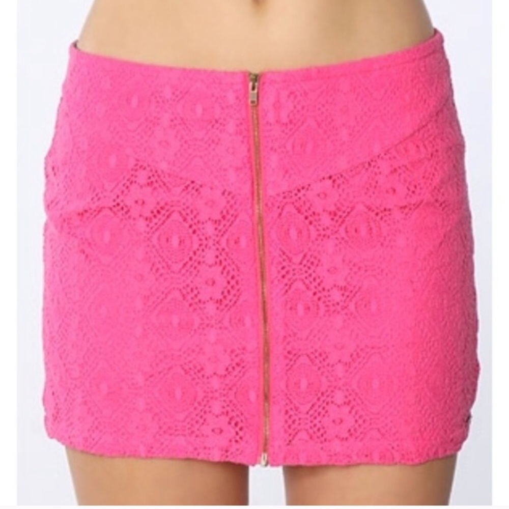 { Volcom } NWT hot pink laced skirt